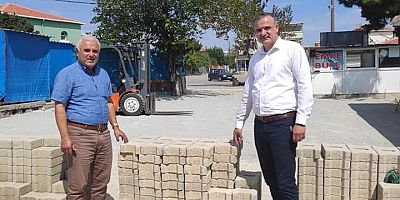 Burhanlı Köyü’ne Taş Parke Döşemesi Başladı