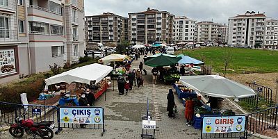 Çarşamba Pazarı Açıldı