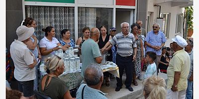 Cemevi Derneği’nden Aşure İkramı
