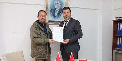 CHP’DE BELEDİYE BAŞKANLIĞIADAY ADAYLIĞINA İLK BAŞVURU KORAY AKKUŞ’TAN