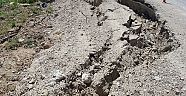 Çöken Yol Vatandaşları Korkutuyor