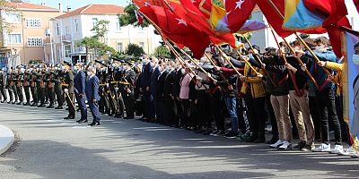 Cumhuriyet Bayramı Kutlamaları Çelenk Sunma Töreni İle Başladı