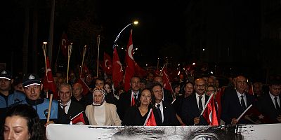 Cumhuriyet Bayramı’nda Fener Alayı ve Resepsiyon