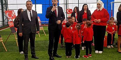 Cumhuriyet Coşkusu Miniklerle Yaşandı