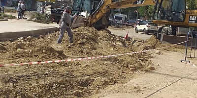 Döner Kavşakta Altyapı Çalışmaları Sürüyor