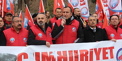 Eğitim-İş’ten İlçemizde Cumhuriyet ve Emek Yürüyüşü