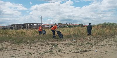 Eğritaş Sahilinde Detaylı Temizlik Çalışmaları