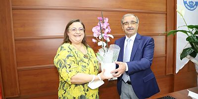 Emekli Olan Harmanlı'ya Uğurlama Töreni