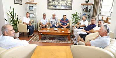 Emekli Olan İşçilerden Başkan Özacar’a Ziyaret