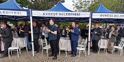 Evreşe’de Yağmur ve Şükür Duası Yapıldı