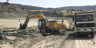 Fındıklı Köyü Göletinde Temizleme Çalışmaları Başladı