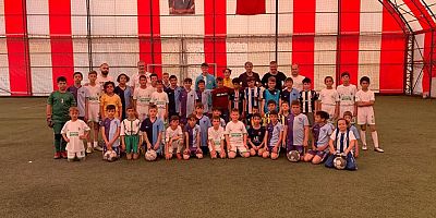 ‘Geleceğimizi İnşa Ediyoruz’