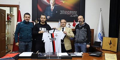 Gelibolu Beşiktaşlılar Derneği’nden Başkan Özacar’a Ziyaret