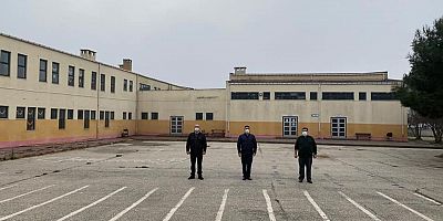 Gelibolu’da Bayrak Töreni Yapıldı, İstiklal Marşı Okundu