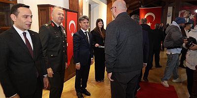 Gelibolu’da Bayramlaşma Töreni AKM’de Yapıldı