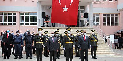 Gelibolu’da Cumhuriyet Bayramı Kutlandı