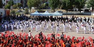 Gelibolu’da İlköğretim Haftası Kutlandı