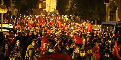 Gelibolu’da Muhteşem Fener Alayı ve Cumhuriyet Konseri