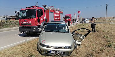 Gelibolu’da Trafik Kazası: 2 Kişi Yaralandı