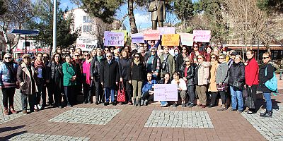 Gelibolulu Kadınlar 8 Mart’ta Seslerini Yükselttiler!