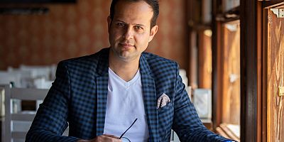 Gelibolulu Sanatçı Asan’dan İkinci Video Klip; “Sev Dedi Gözleri”