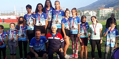 Geliboluspor Triatlon Takımından 4 Altınl Madalya