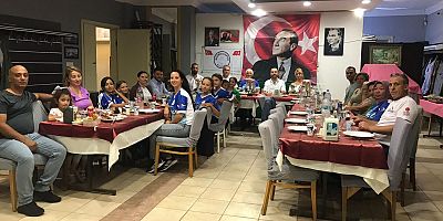 Geliboluspor Yönetimi Sporcularıyla Yemekte Buluştu