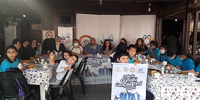 Gönüllü Gençlerle Çay Sohbeti Etkinliği Yapıldı