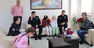 Görme Engelli Öğrencilerden Hastane Ziyareti