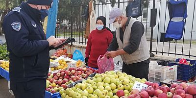 Halk Pazarında Maske ve HES Kodu Denetimi
