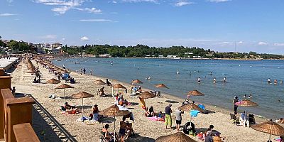 Hamzakoy Plajı Dolup Taşıyor