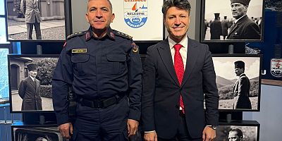 İl Jandarma Komutanı Akyüz’den Gelibolu Belediyesi’ne Ziyaret