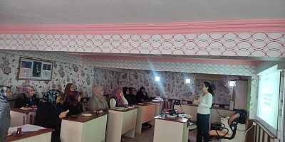 Kadın Kursiyerlere Kanser Farkındalık Eğitimi Verildi