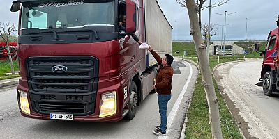 Kastamonulular Derneği 27 Tırcıya İftarlık Dağıttı