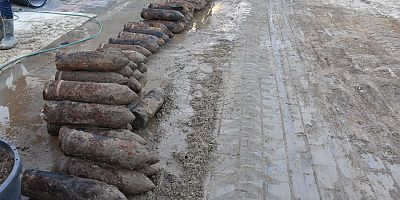 Kazı Çalışmalarında Tarihi Top Mermileri Bulundu