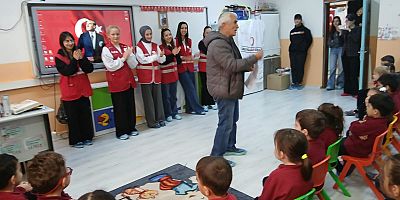 Kızılay Haftası’nda Anaokullarına Ziyaret