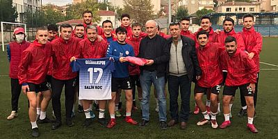 Koç’tan Futbolculara Baklava