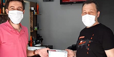 Kuaför ve Berberlere Ücretsiz Maske Desteği