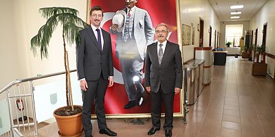 Lucas Robson’dan Başkan Özacar’a Veda Ziyareti