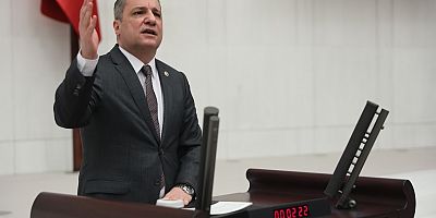 “Maliye Bakanı Hepimizi ‘Işığa’ Doğru Götürüyor”