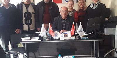 Memleket Partisi’ne Katılanlara Rozetleri Takıldı