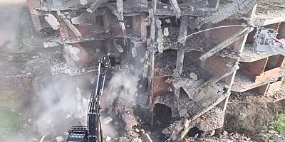 Metruk Binaların Yıkımına Başlandı