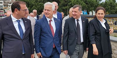 Millet İttifakı Vekillerinden Pazar Esnafı Ziyareti