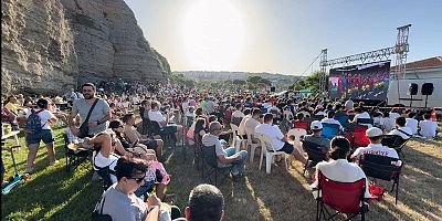 Milli Maçlar Dev Ekranda İzleniyor