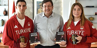 Milli Sporculardan Çanakkale Belediye Başkanı Erkek’e Ziyaret