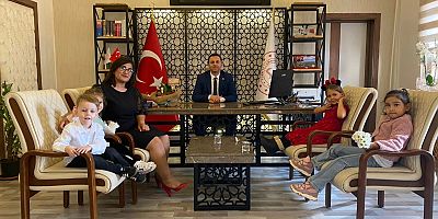 Minik Öğrencilerden Müdür Aydın’a Ziyaret