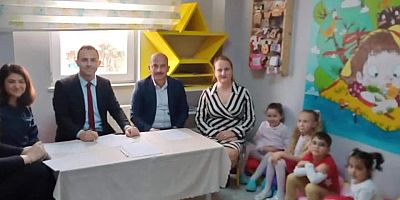 Minik Öğrencilerin İstiklal Marşı’nı Güzel Okuma Yarışması