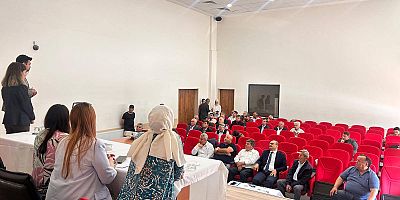 Muhtarlara Sağlık Elçileri Eğitimi Verildi