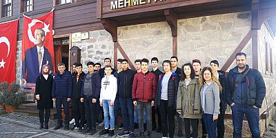 Öğrencilerden Mehmet Akif Ersoy’un Evine Ziyaret