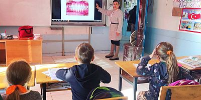 Öğrencilere Ağız ve Diş Sağlığı Eğitimi Verildi